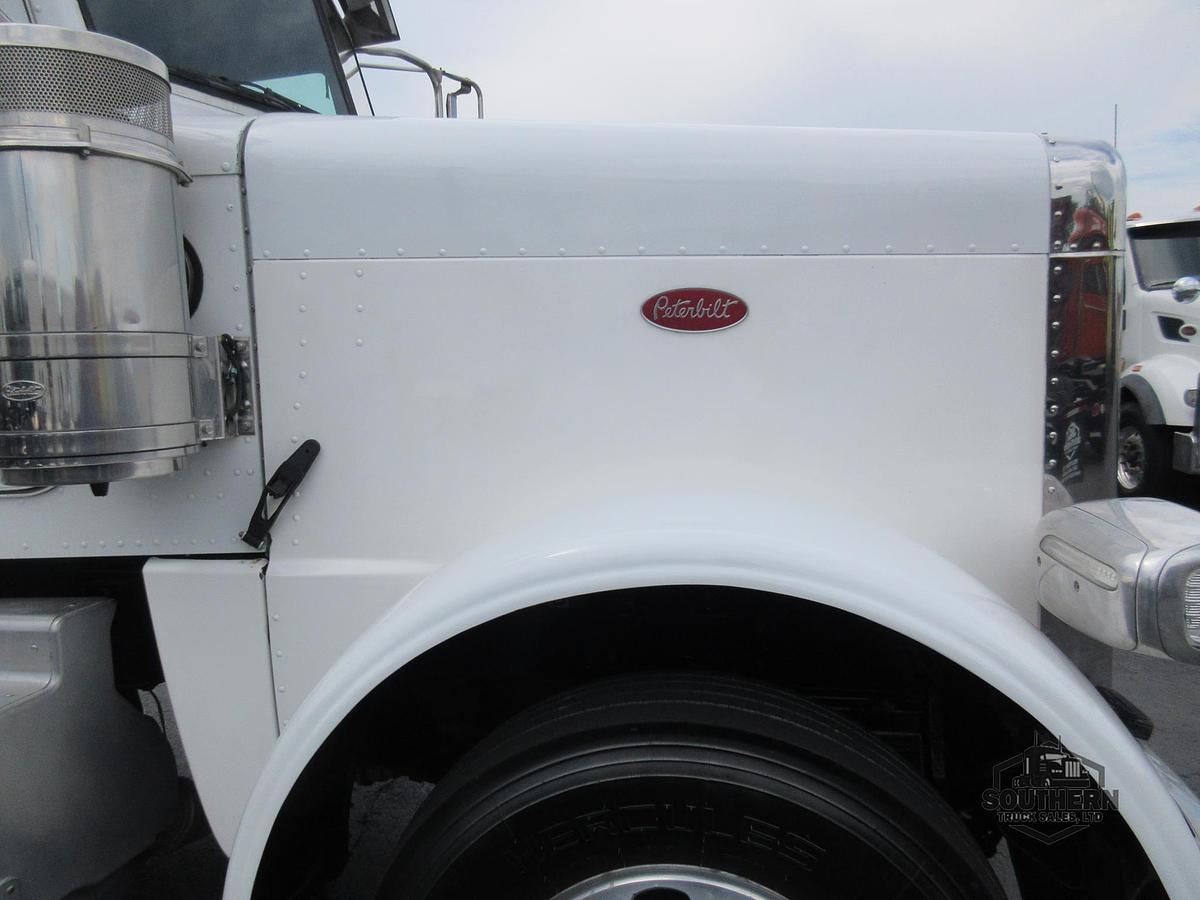 Used 2018 PETERBILT 389