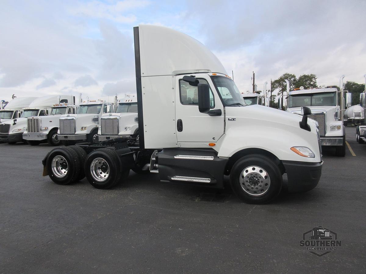 Used 2021 INTERNATIONAL LT