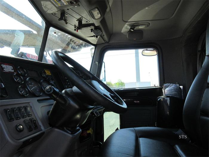 Used 2020 PETERBILT 389