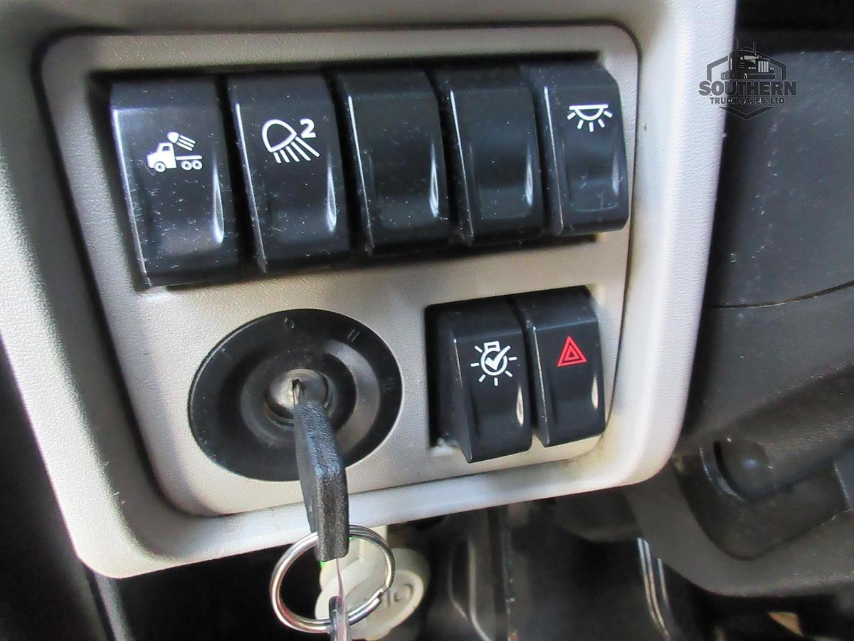 Used 2023 PETERBILT 567