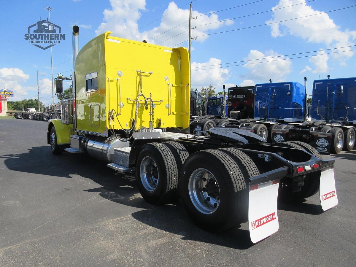 Used 2019 PETERBILT 389