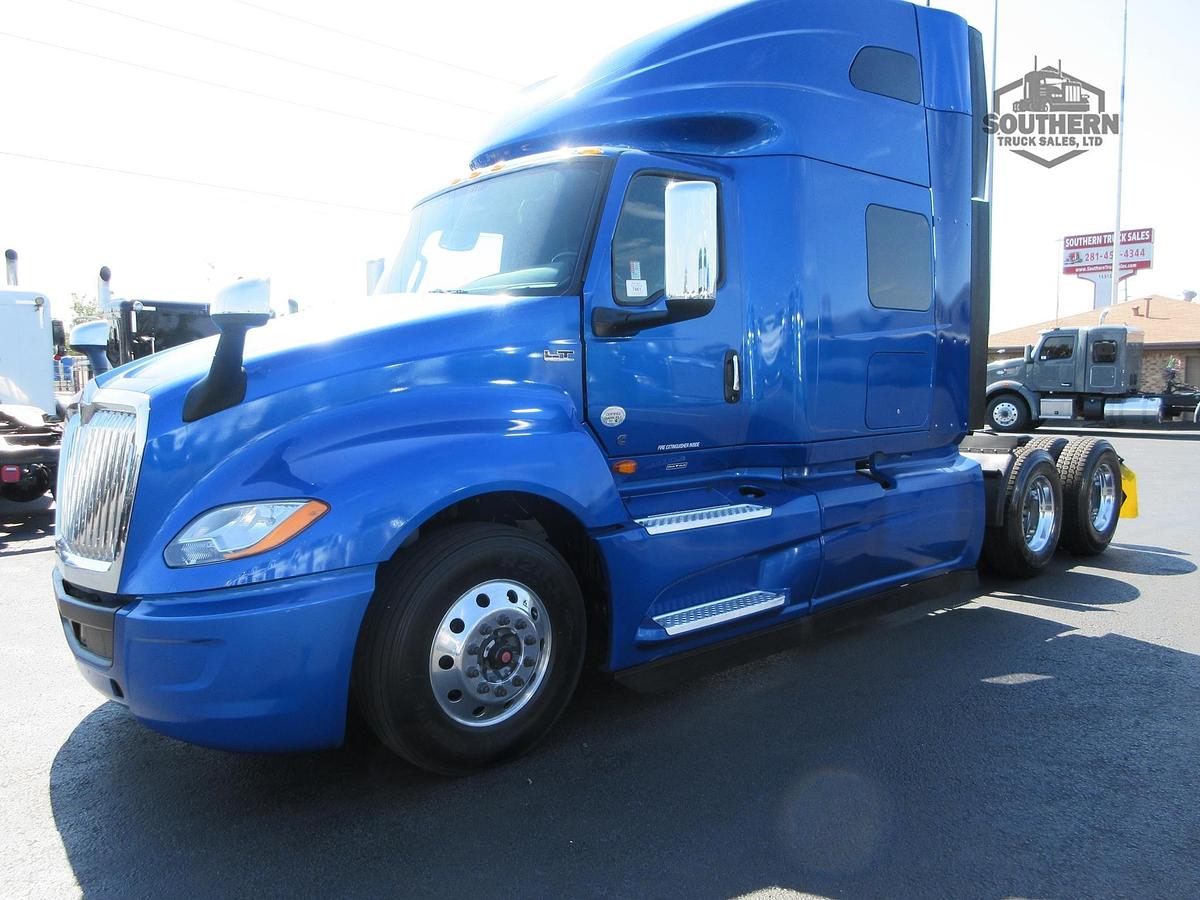 Used 2021 INTERNATIONAL LT