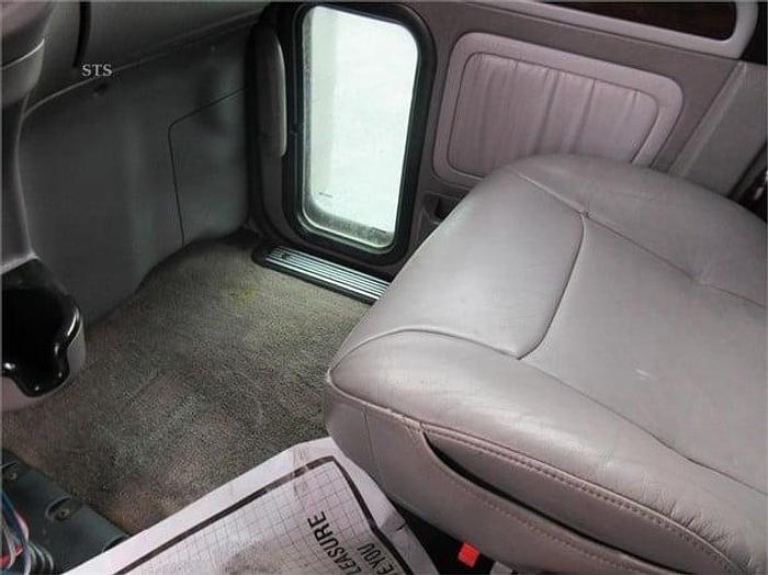 Used 2015 PETERBILT 389