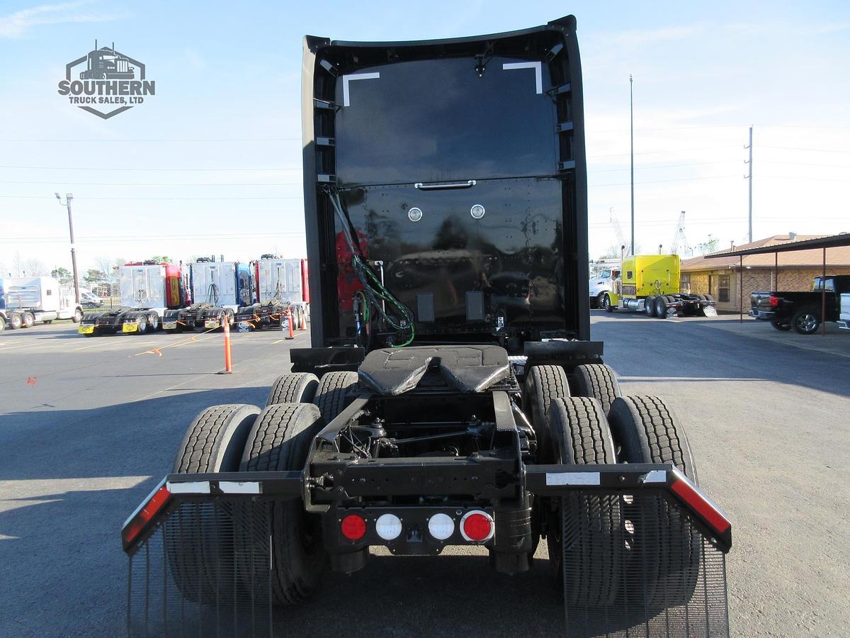 Used 2021 KENWORTH T680