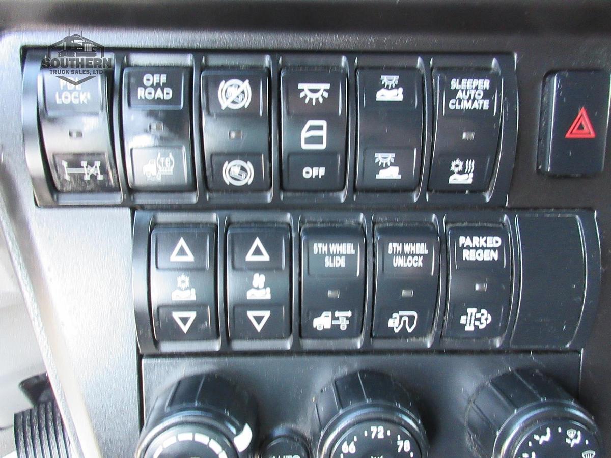 Used 2021 INTERNATIONAL LT