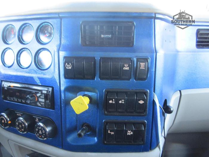 Used 2020 PETERBILT 567