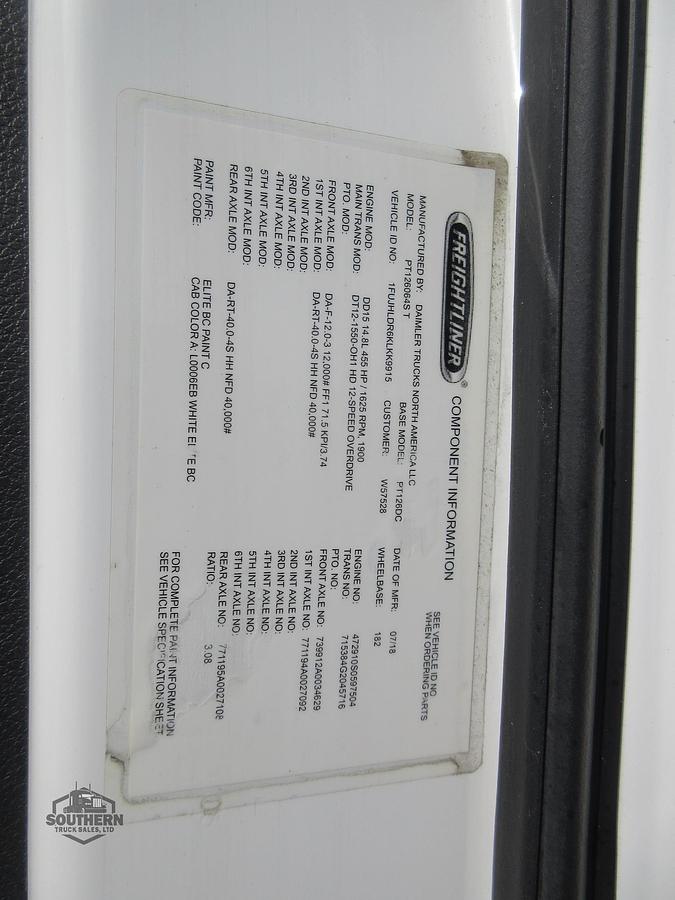 Used 2019 FREIGHTLINER CASCADIA 126