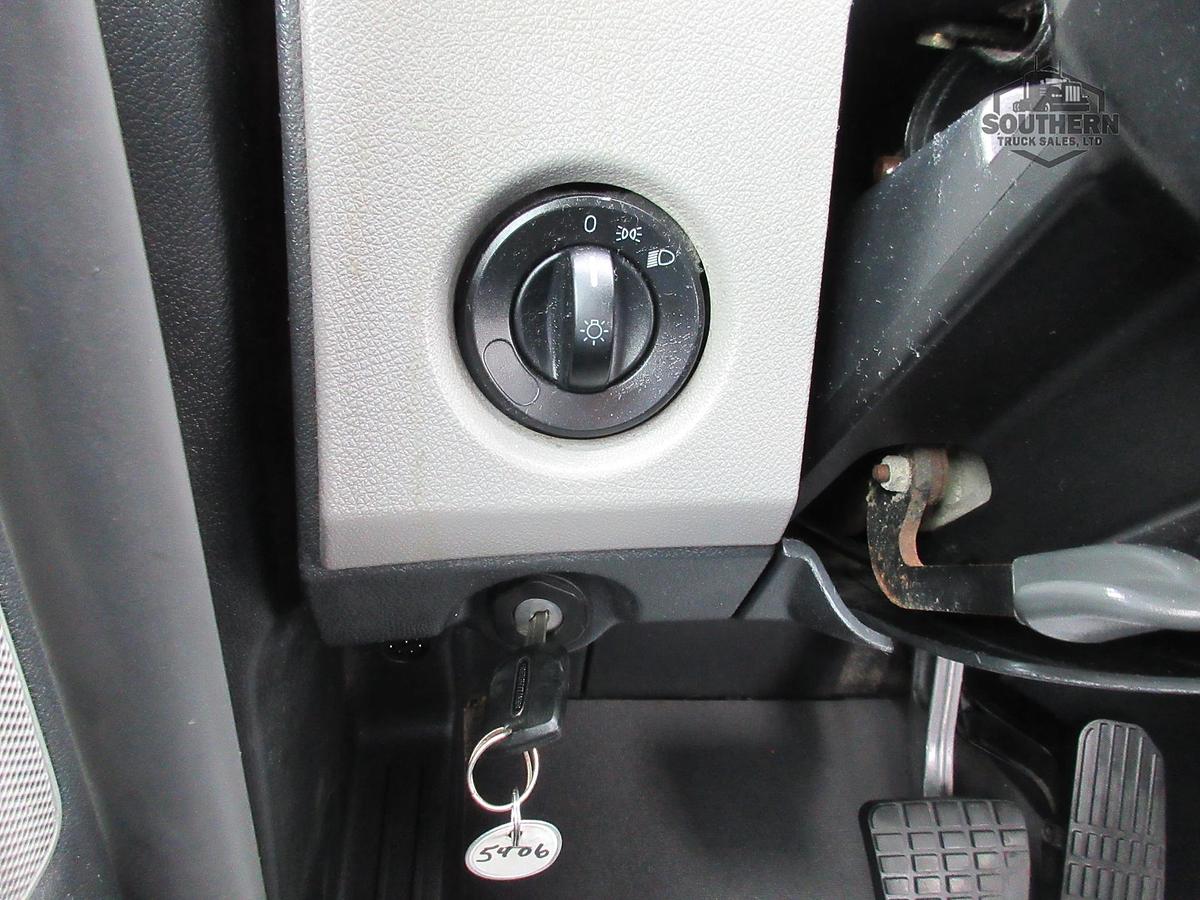 Used 2019 FREIGHTLINER CASCADIA 126