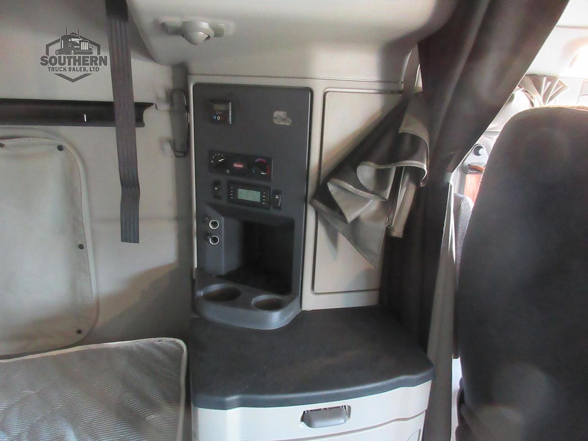 Used 2018 PETERBILT 579