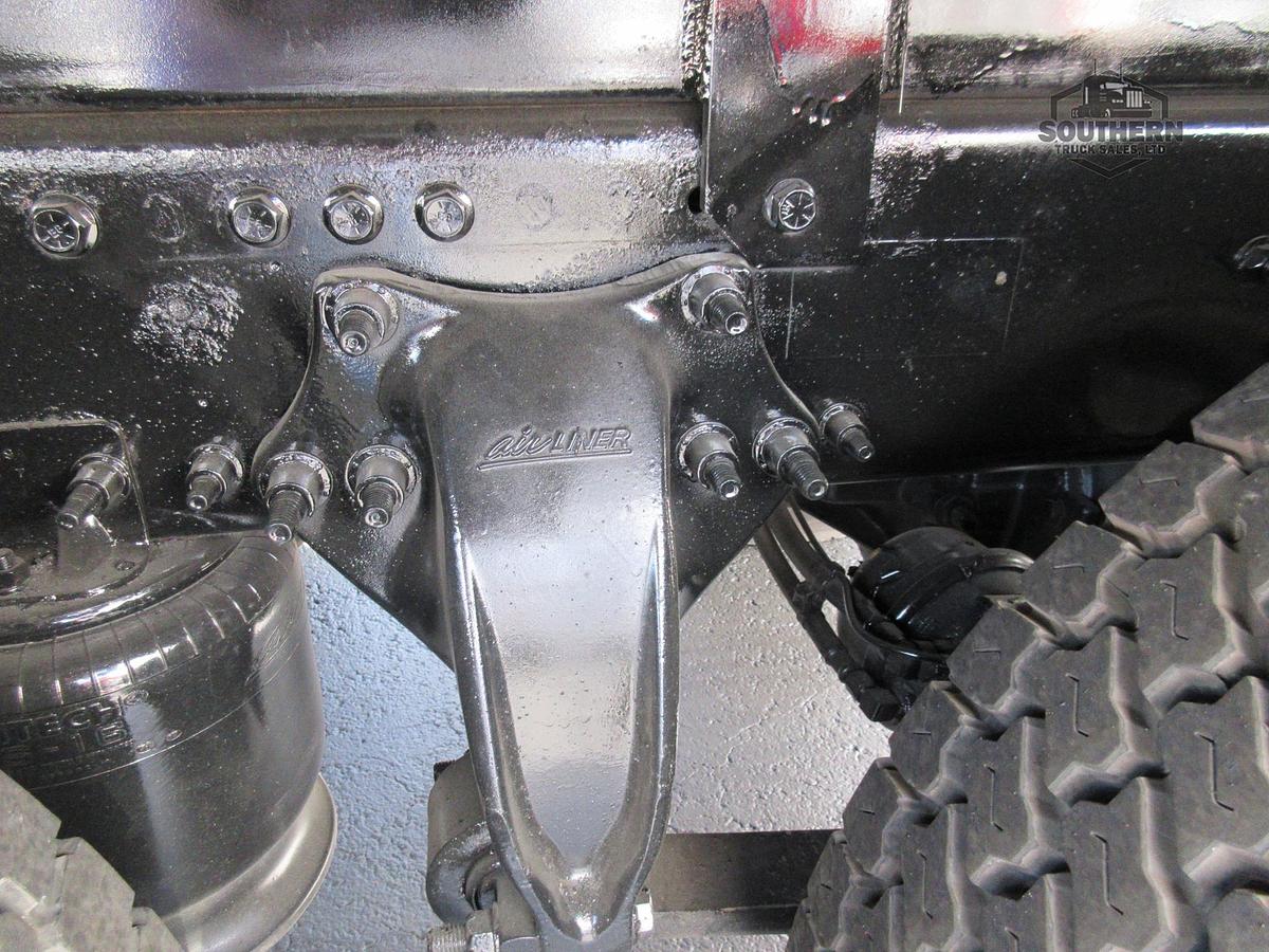 Used 2018 FREIGHTLINER CASCADIA 113