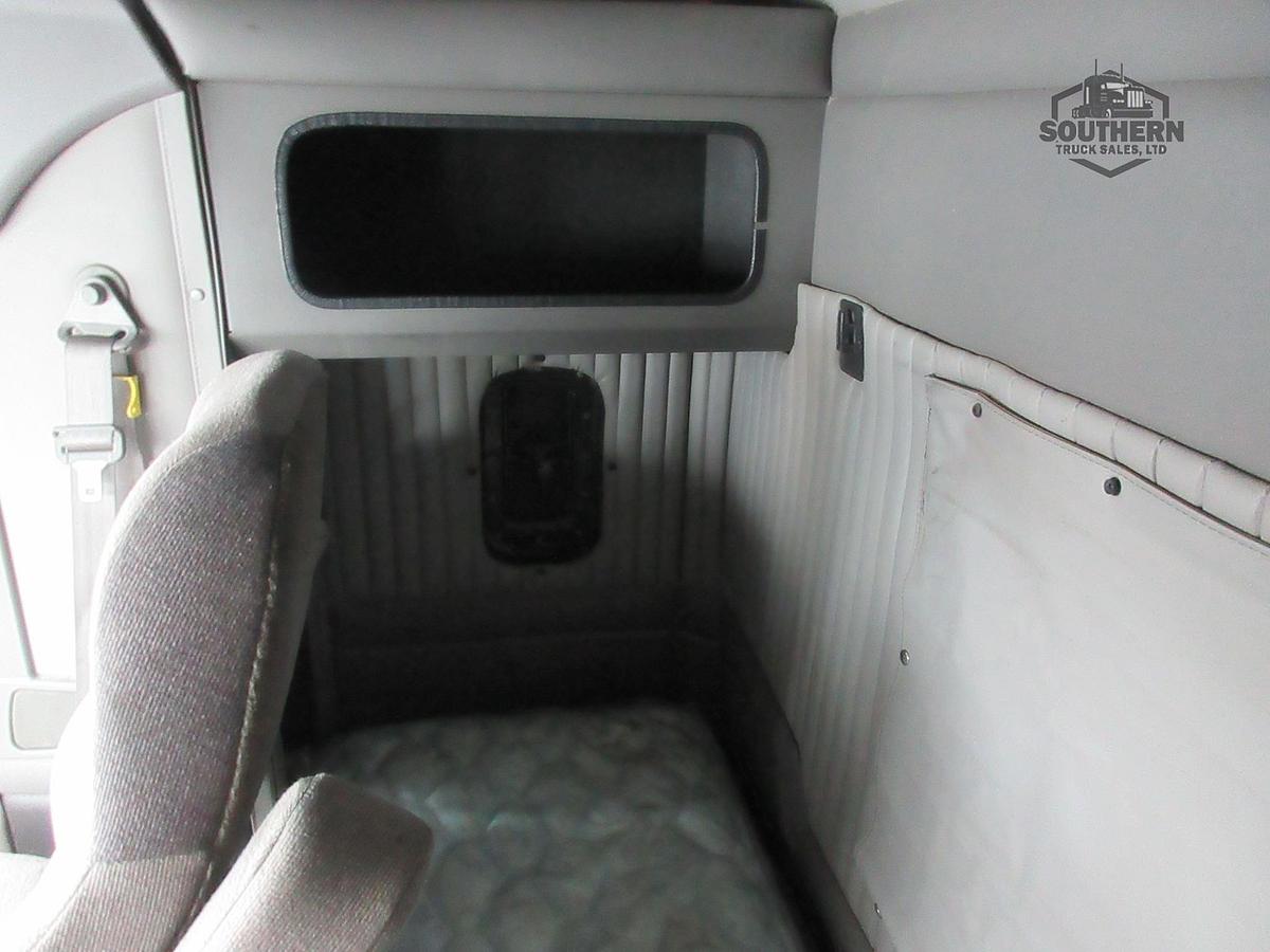 Used 2015 KENWORTH T800