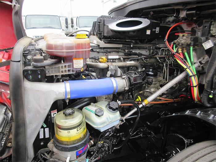 Used 2021 FREIGHTLINER CASCADIA 126