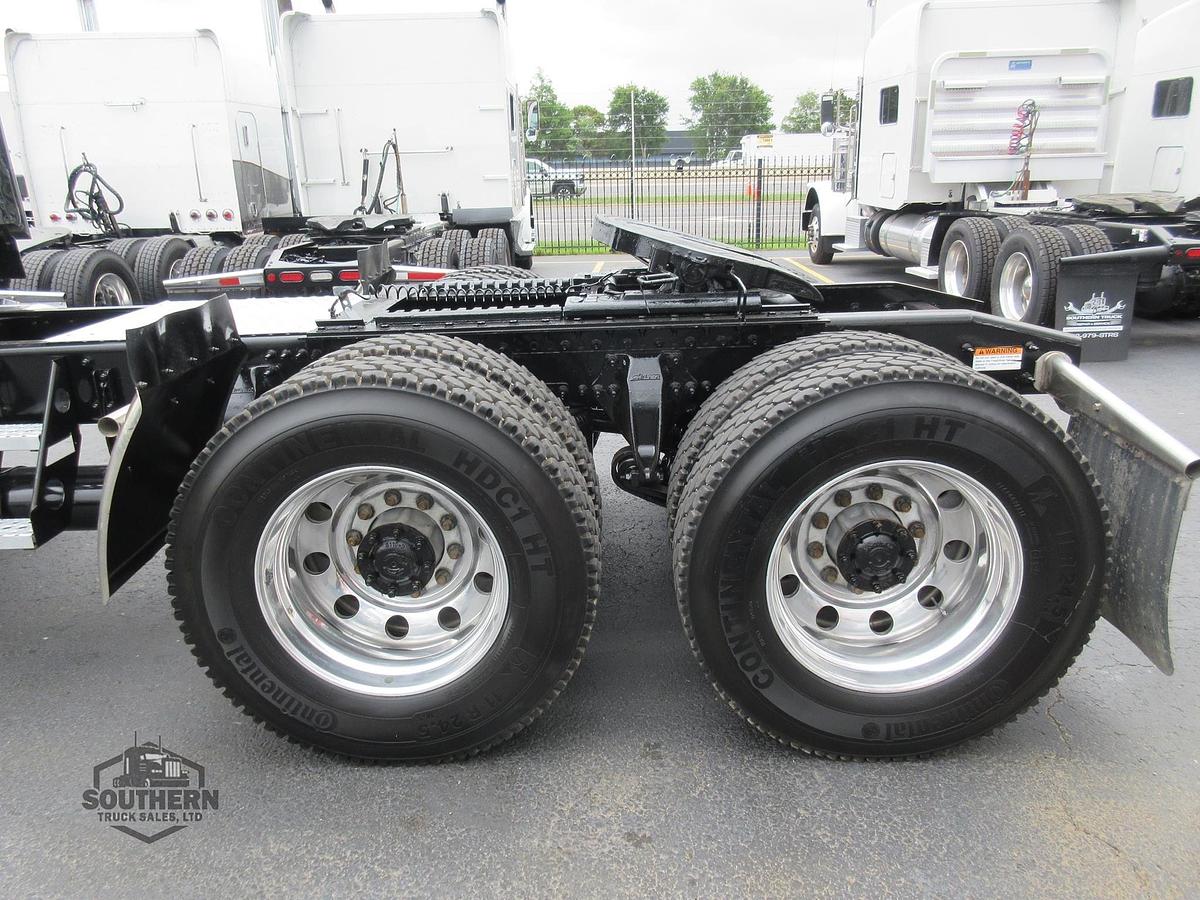 Used 2023 FREIGHTLINER CORONADO 122 SD