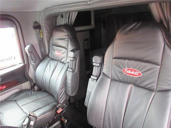 Used 2018 PETERBILT 389