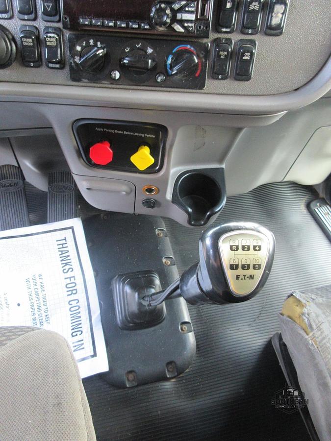 Used 2016 PETERBILT 389