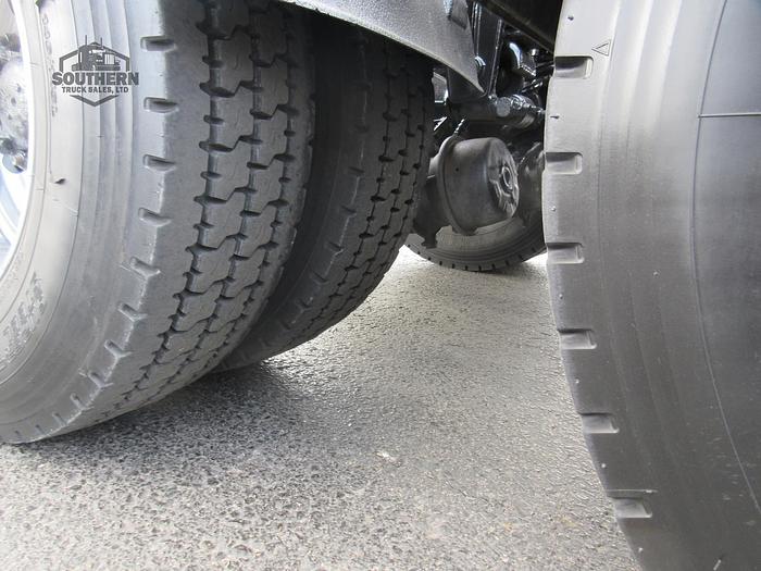 Used 2020 PETERBILT 567