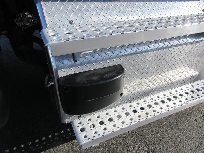 Used 2020 FREIGHTLINER CASCADIA 126