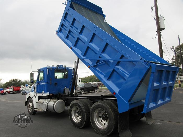 Used 2015 FREIGHTLINER CORONADO 122 SD