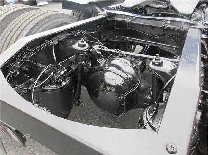 Used 2018 PETERBILT 389