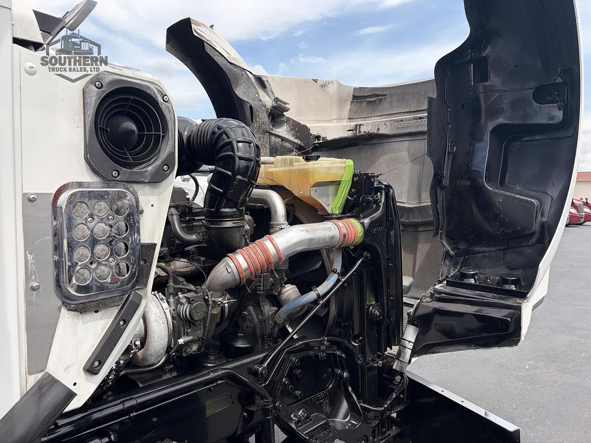 Used 2019 KENWORTH T800