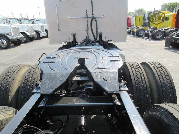 Used 2015 PETERBILT 389