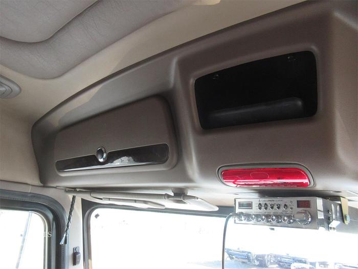 Used 2018 PETERBILT 389