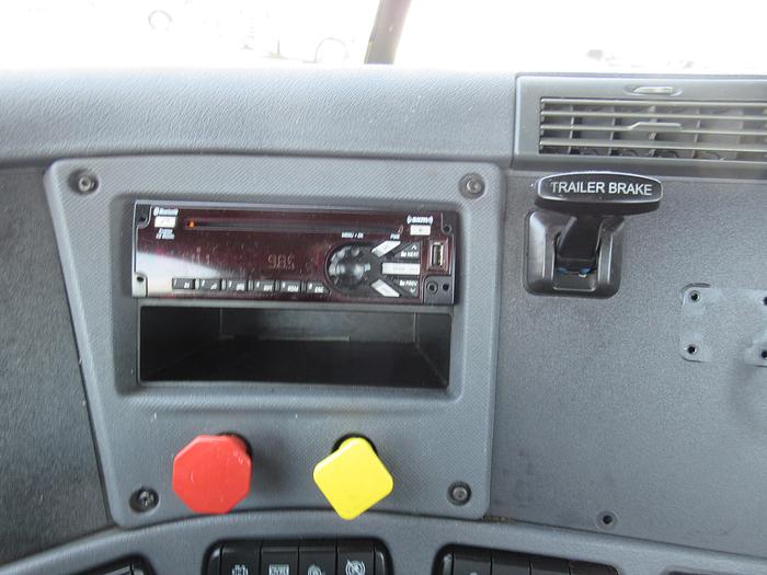 Used 2019 FREIGHTLINER CASCADIA 125