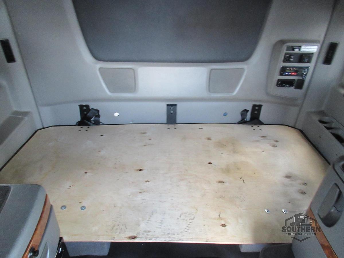Used 2021 INTERNATIONAL LT