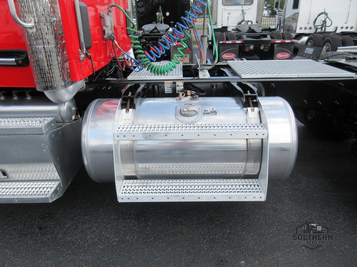 Used 2019 PETERBILT 567