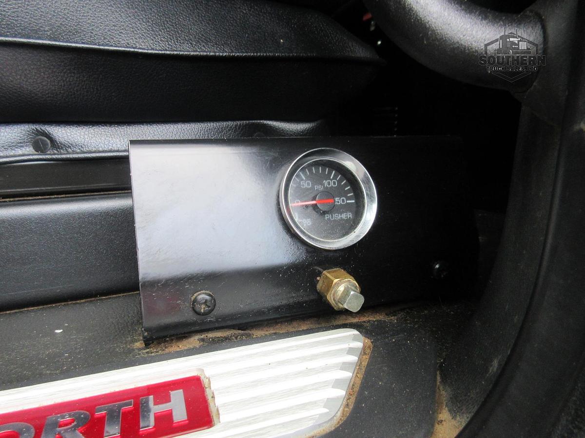 Used 2023 KENWORTH T880