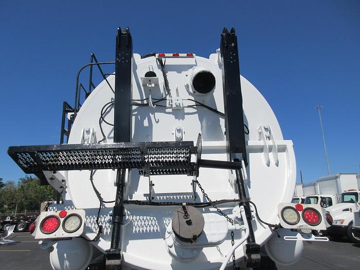 Used 2015 KENWORTH T800