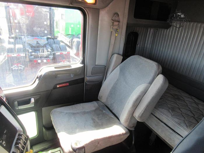 Used 2011 KENWORTH T800