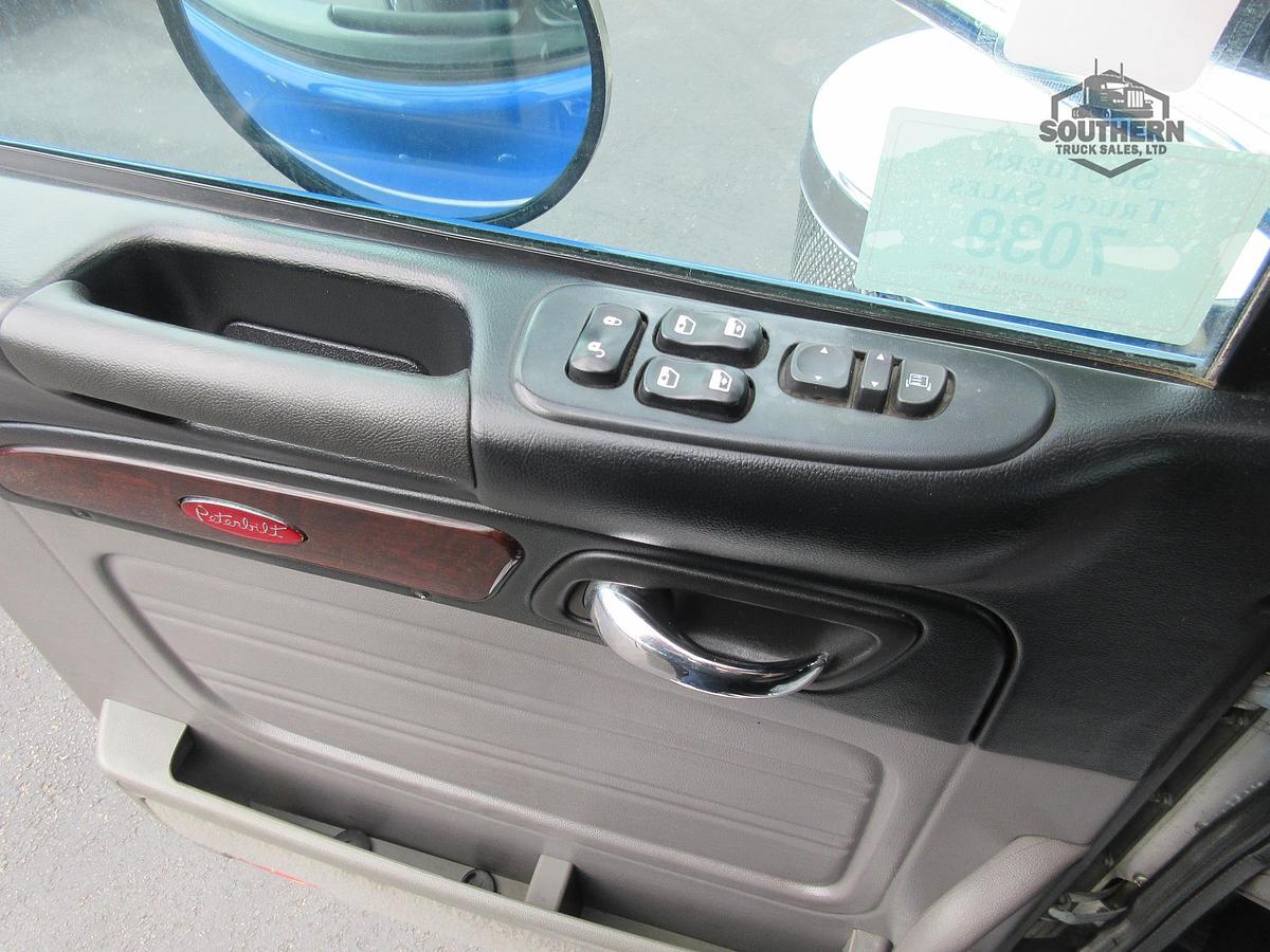 Used 2019 PETERBILT 389