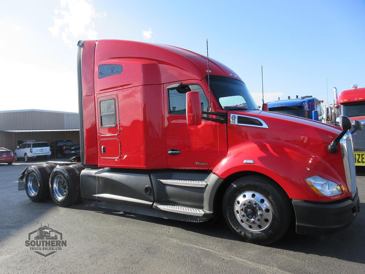 Used 2020 KENWORTH T680