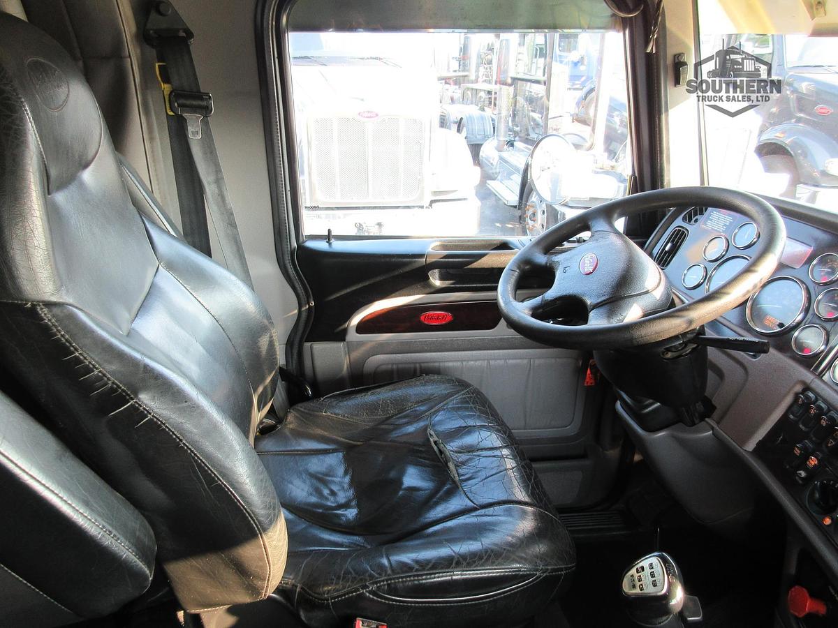 Used 2019 PETERBILT 389