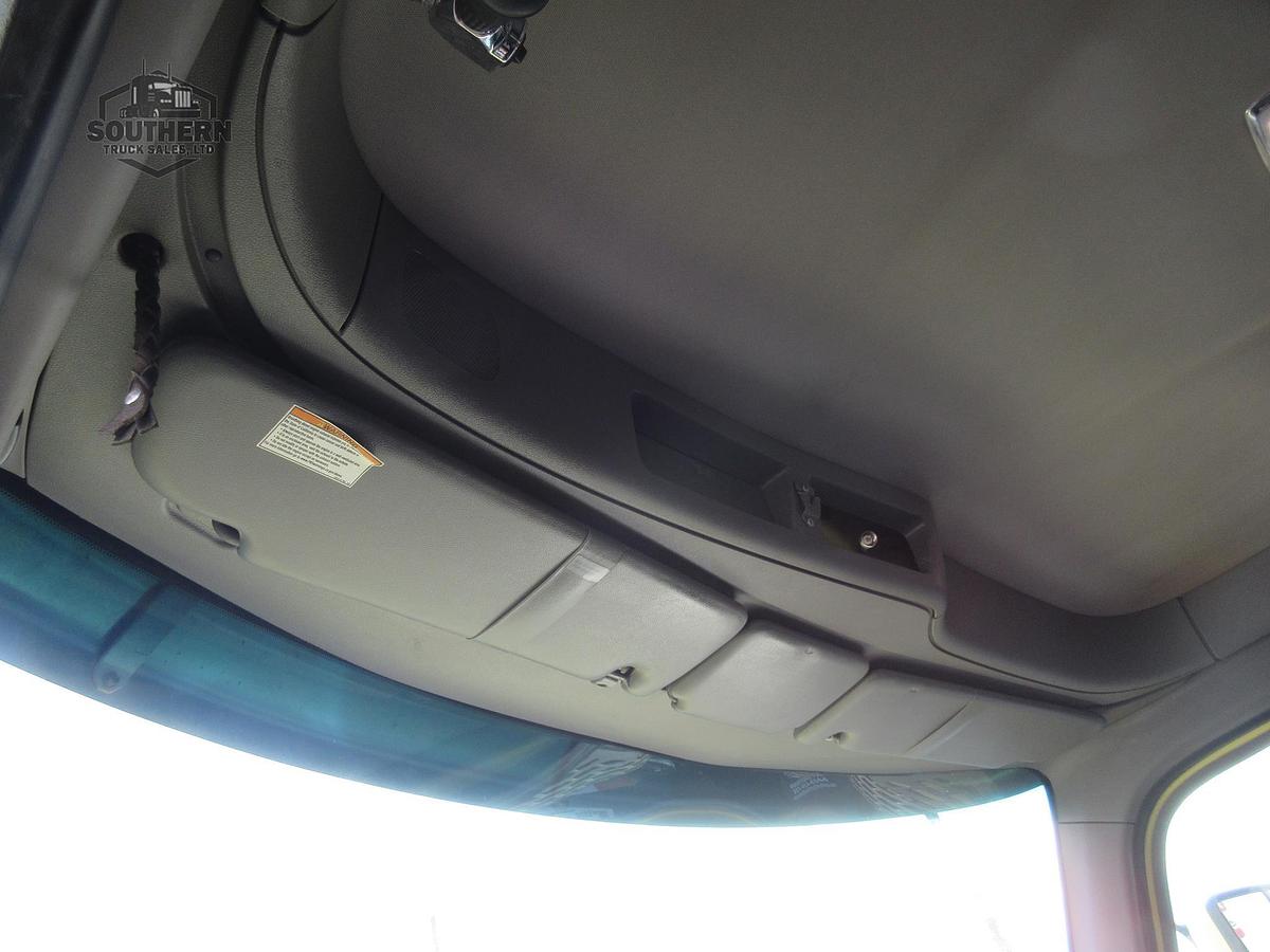 Used 2020 PETERBILT 567