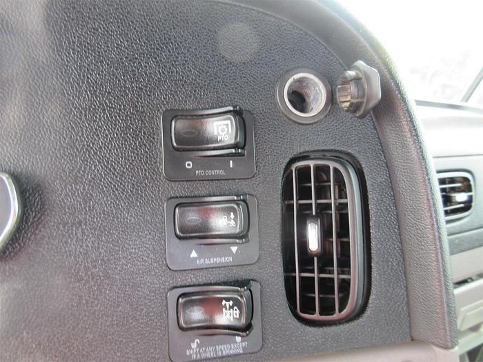 Used 2016 PETERBILT 365