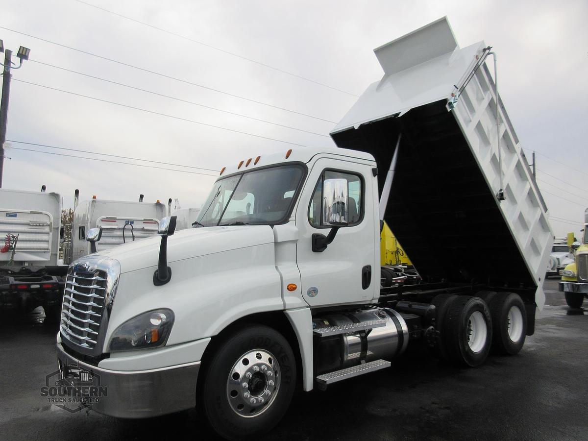 Used 2020 FREIGHTLINER CASCADIA 125