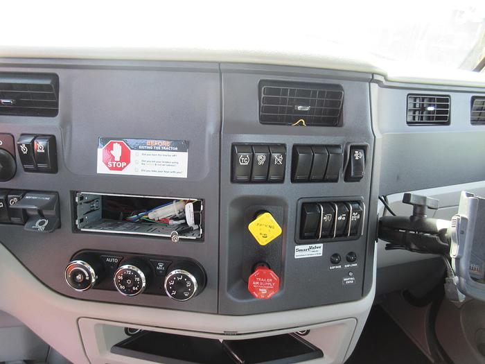 Used 2020 PETERBILT 579