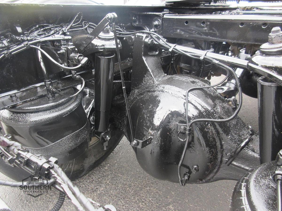 Used 2019 PETERBILT 389