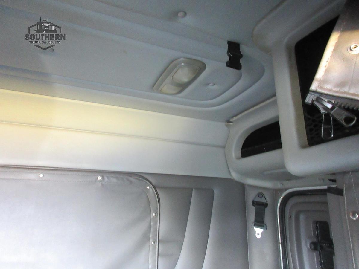 Used 2017 PETERBILT 389