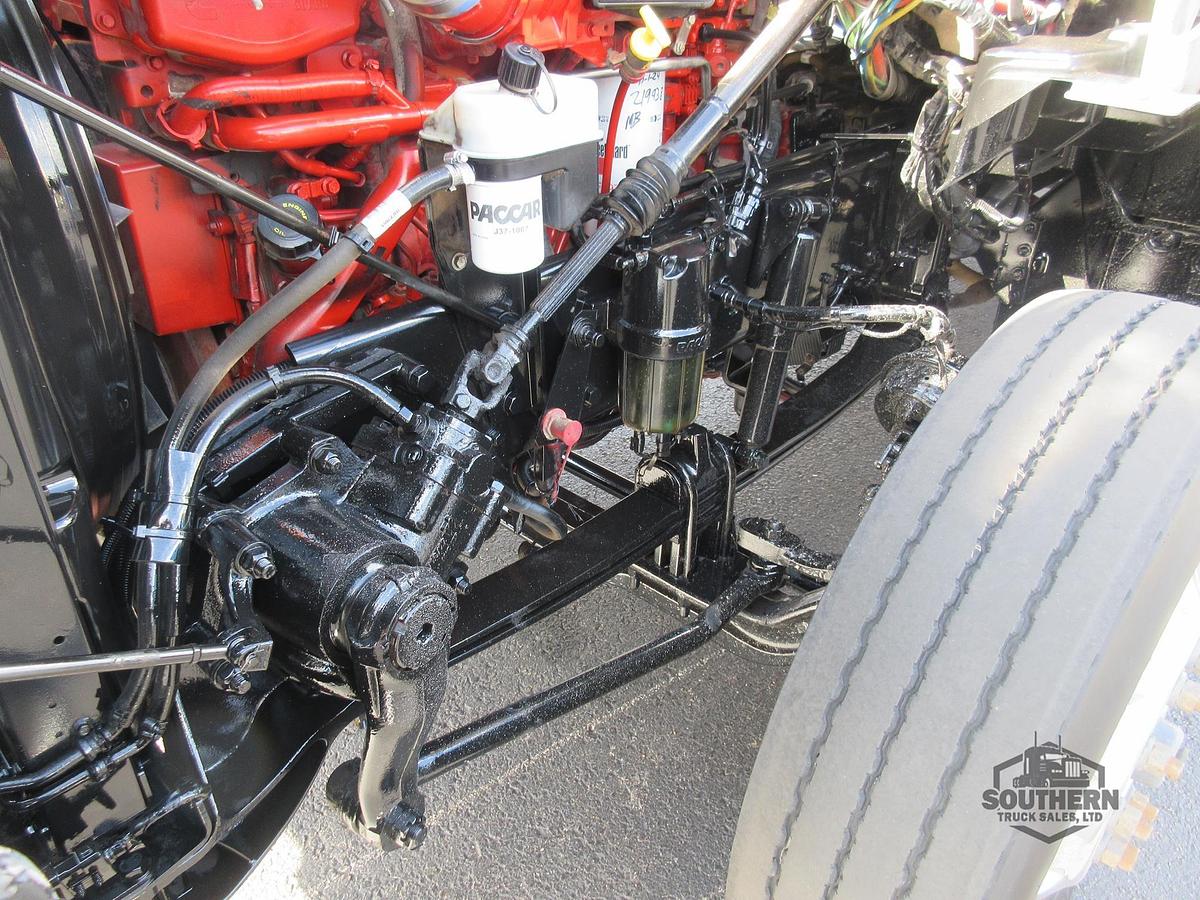 Used 2023 KENWORTH T880