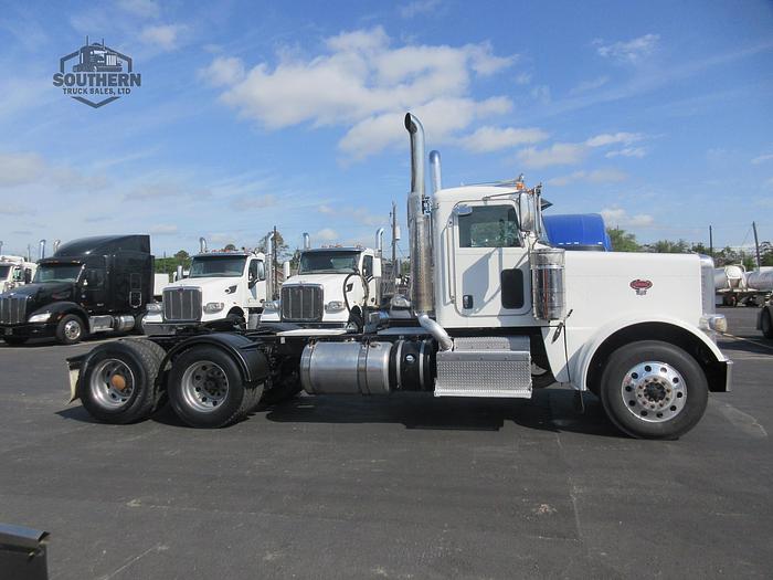 Used 2019 PETERBILT 389