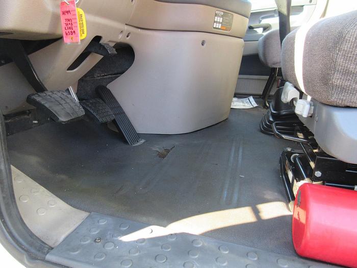 Used 2017 FREIGHTLINER CASCADIA 113