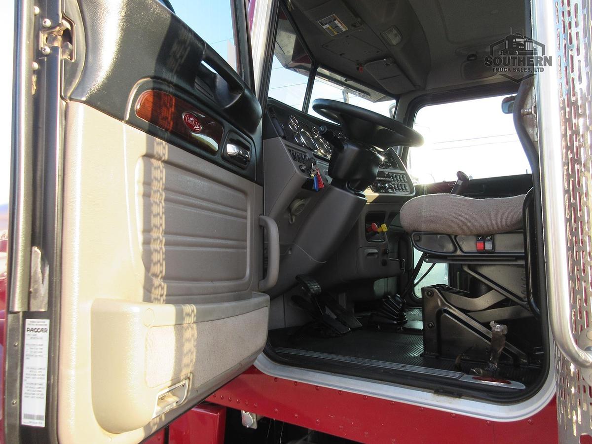 Used 2021 PETERBILT 389