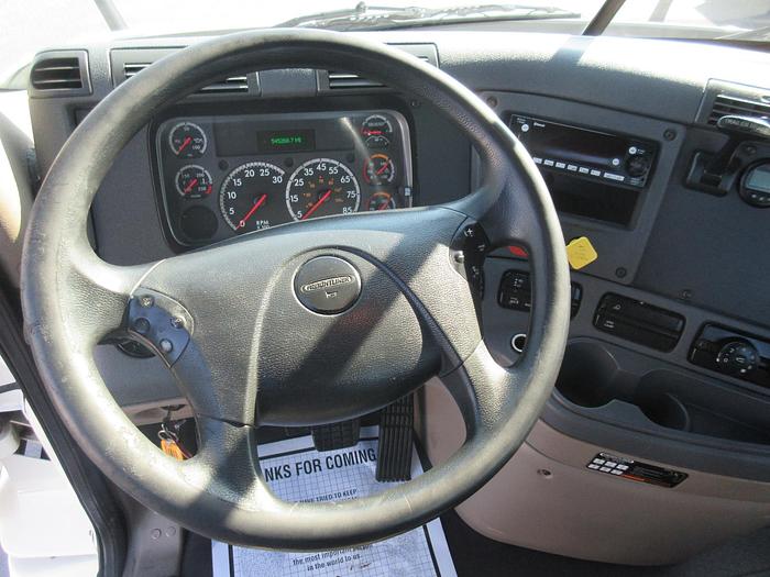 Used 2017 FREIGHTLINER CASCADIA 113