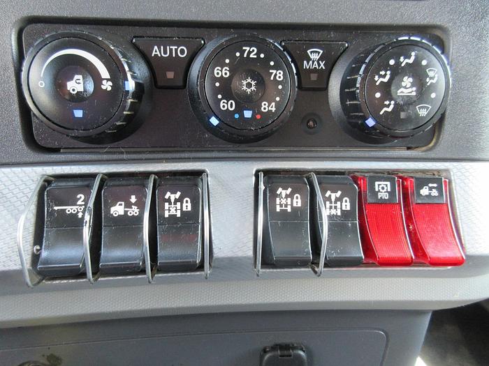 Used 2021 KENWORTH T880