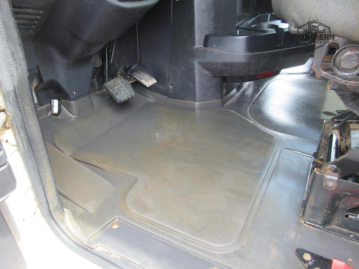 Used 2023 MACK PINNACLE 64T