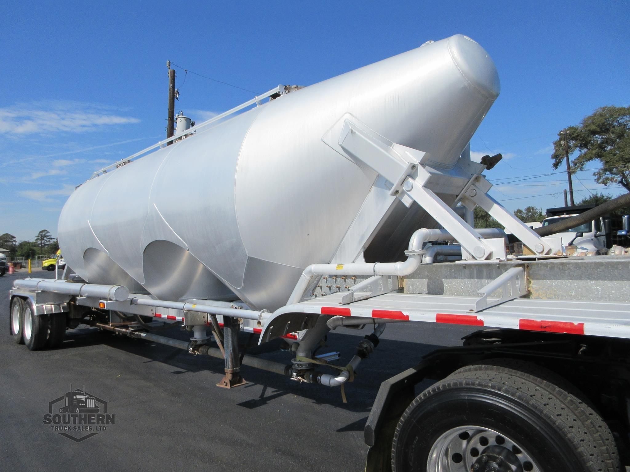 Used 2019 SOUTHERN WELDING Tandem Axle