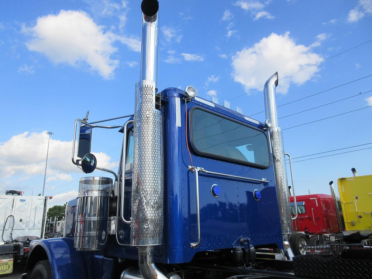 Used 2019 PETERBILT 389